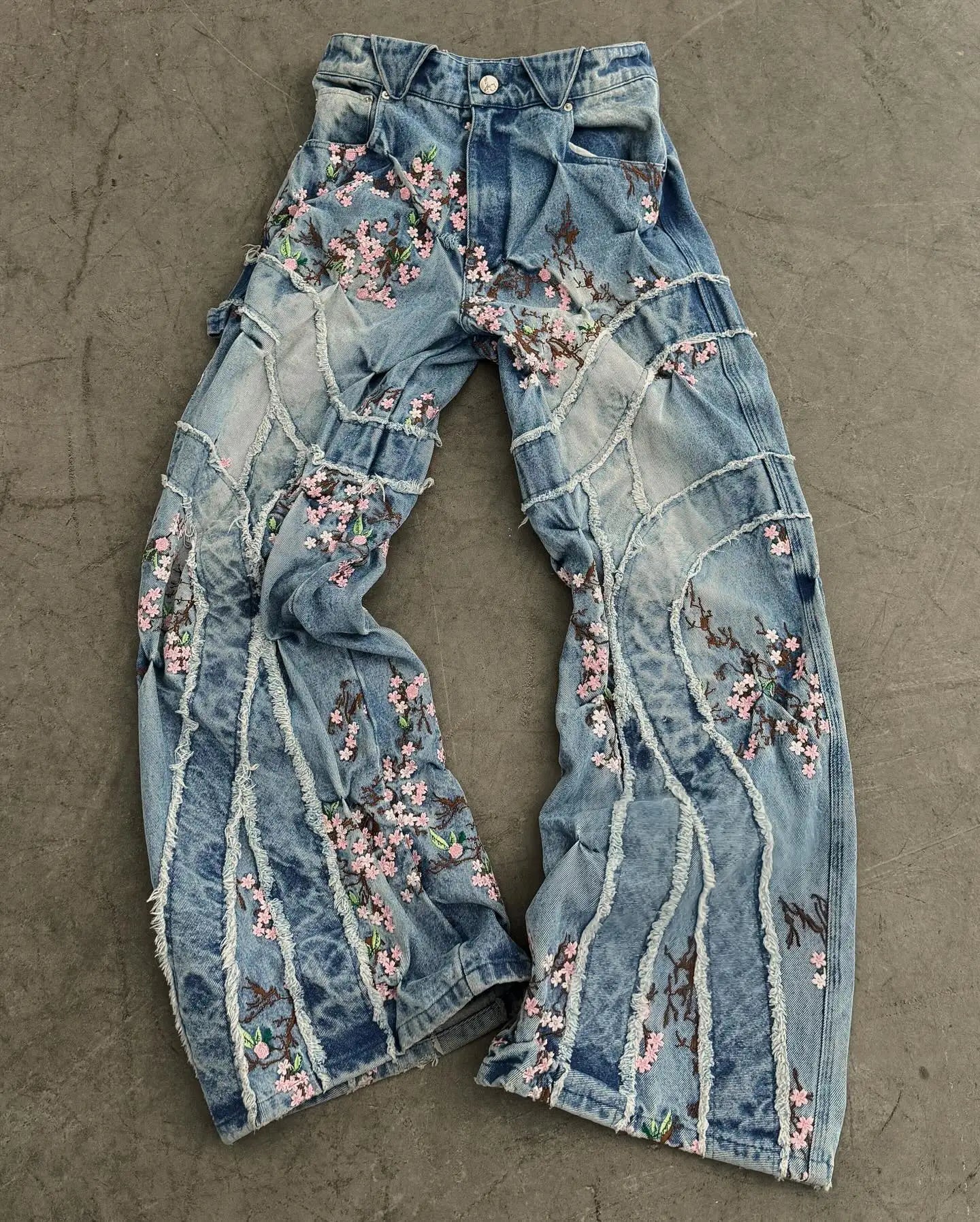 Cherry Blossom Ripped Vintage Baggy Jeans (Unisex)