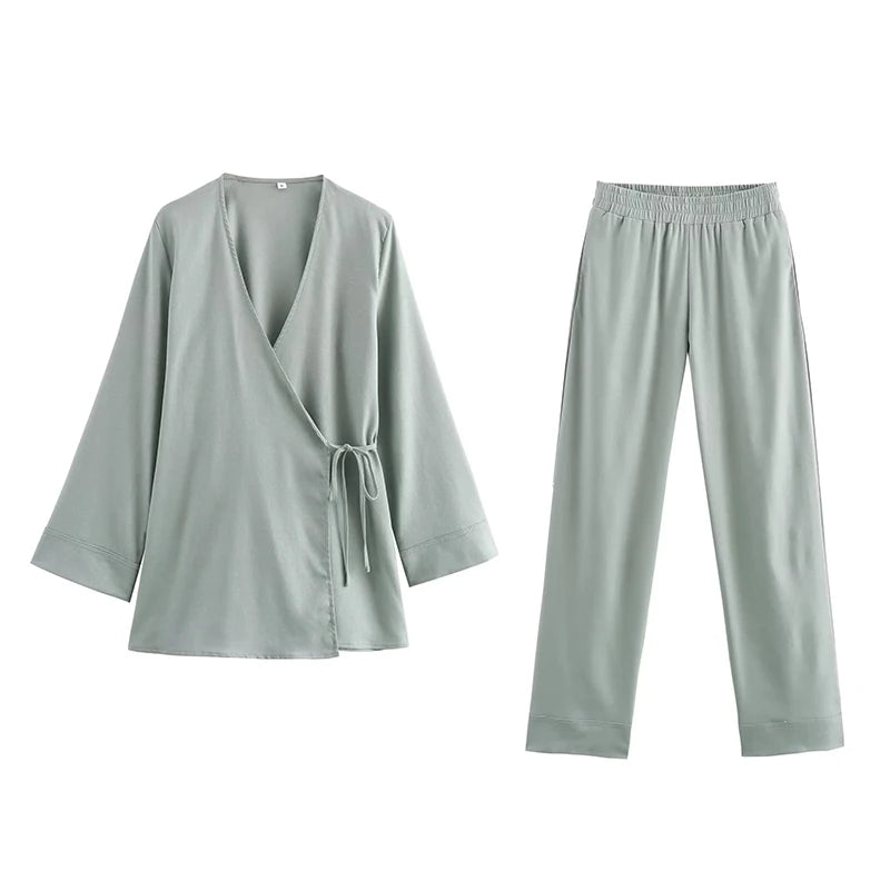 Women's Kimono Style Lace Up Set
